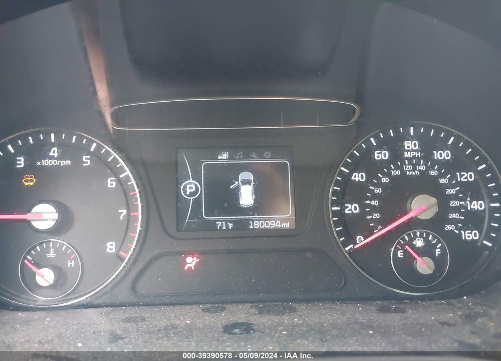 2016 KIA SORENTO 2.4L LX VIN: 5XYPG4A33GG060319