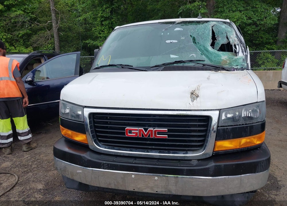2020 GMC SAVANA CARGO RWD 2500 REGULAR WHEELBASE WORK VAN VIN: 1GTW7AFG3L1235734