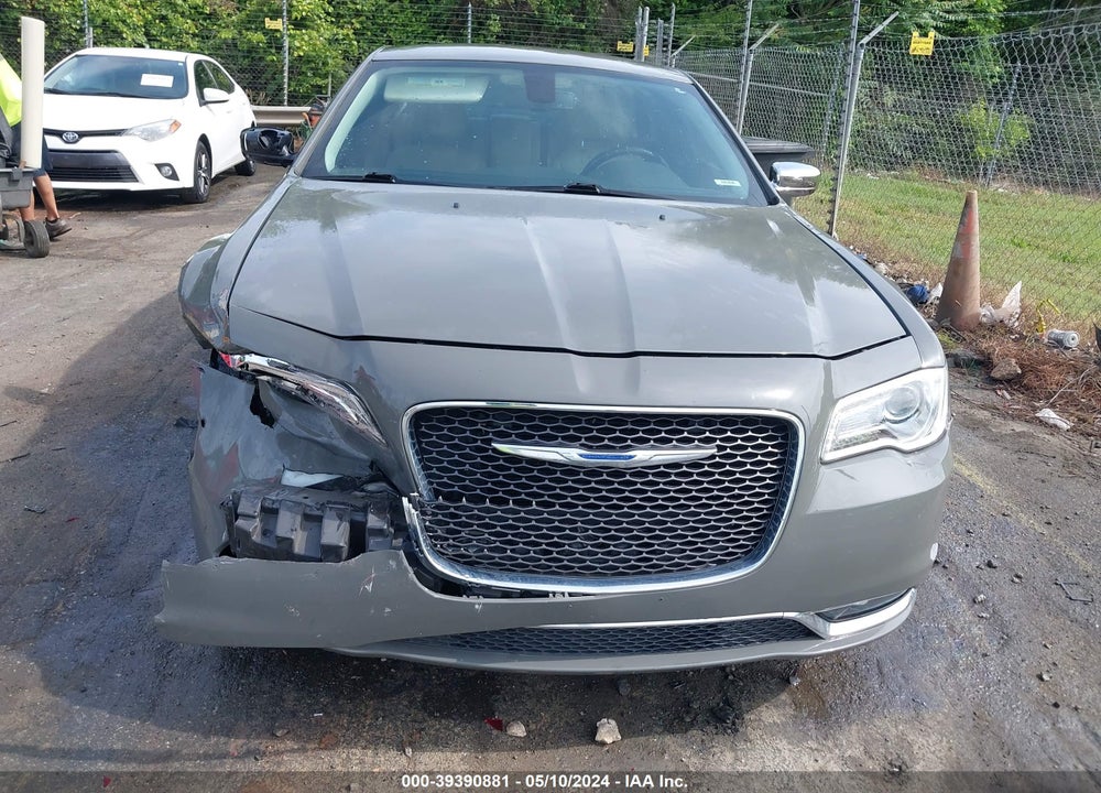 2018 CHRYSLER 300 LIMITED AWD VIN: 2C3CCAKG1JH165108