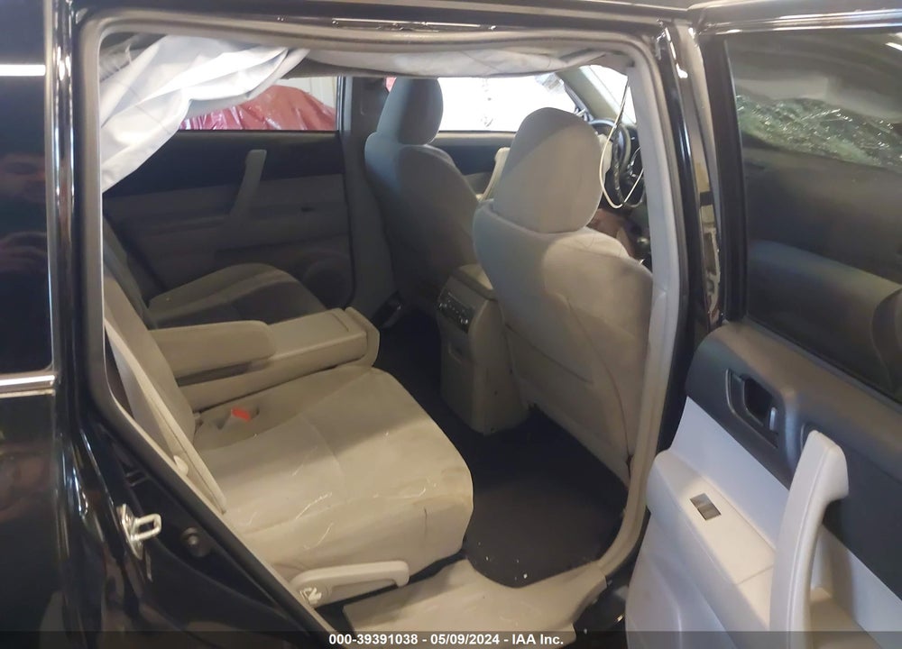 2011 TOYOTA HIGHLANDER BASE V6 VIN: 5TDBK3EH9BS068932