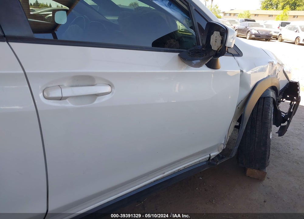 2018 SUBARU CROSSTREK 2.0I PREMIUM VIN: JF2GTADC3JH318490