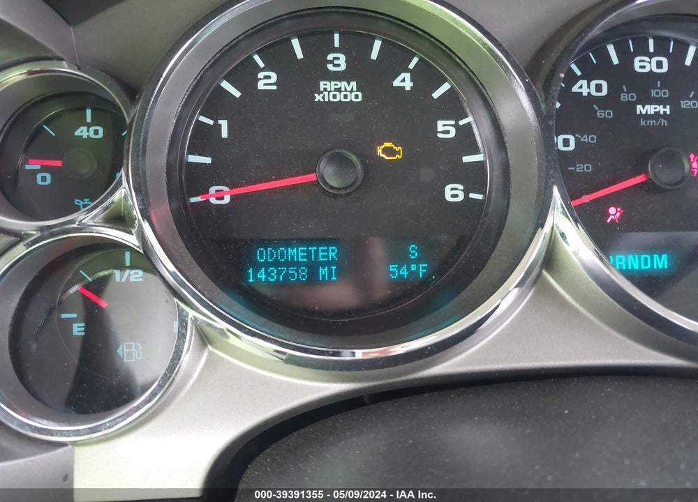 2013 CHEVROLET SILVERADO 1500 LT VIN: 1GCRKSE75DZ273973