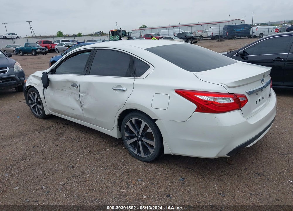 2016 NISSAN ALTIMA 2.5 SR VIN: 1N4AL3AP9GC126011