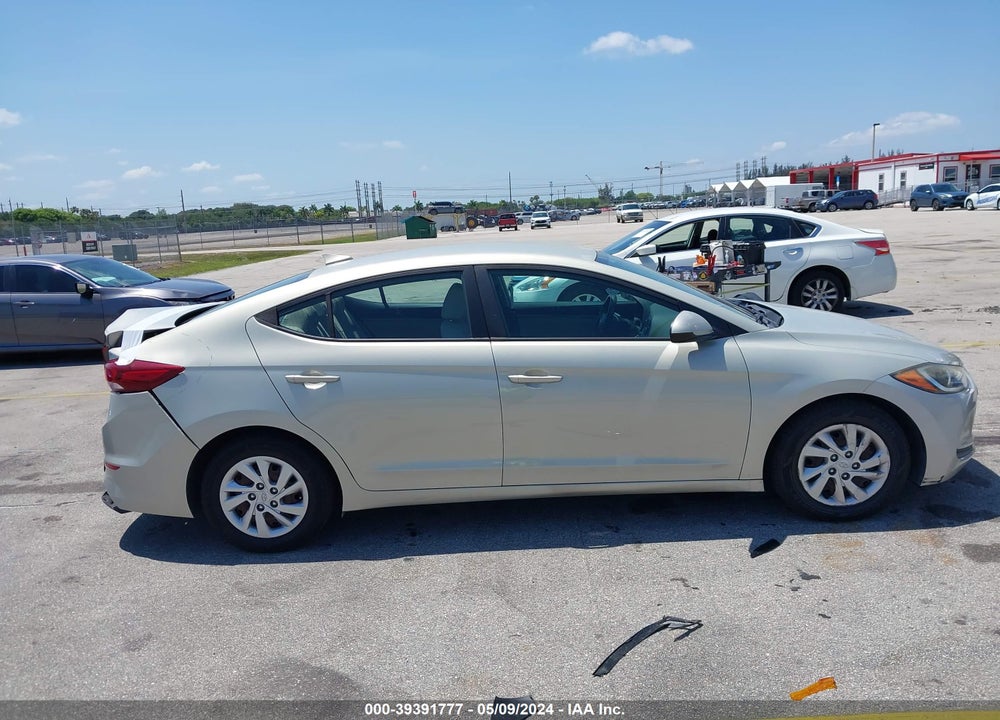 2017 HYUNDAI ELANTRA SE VIN: KMHD74LF0HU119395
