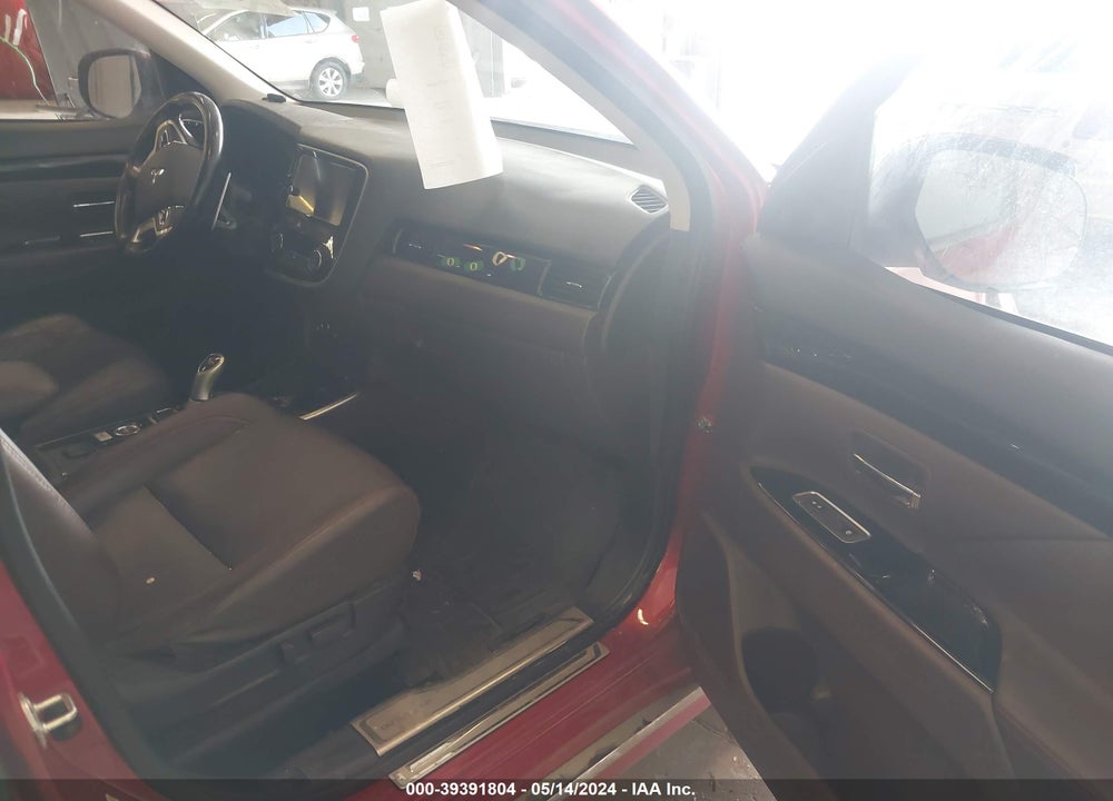 2018 MITSUBISHI OUTLANDER PHEV SEL VIN: JA4J24A52JZ027823