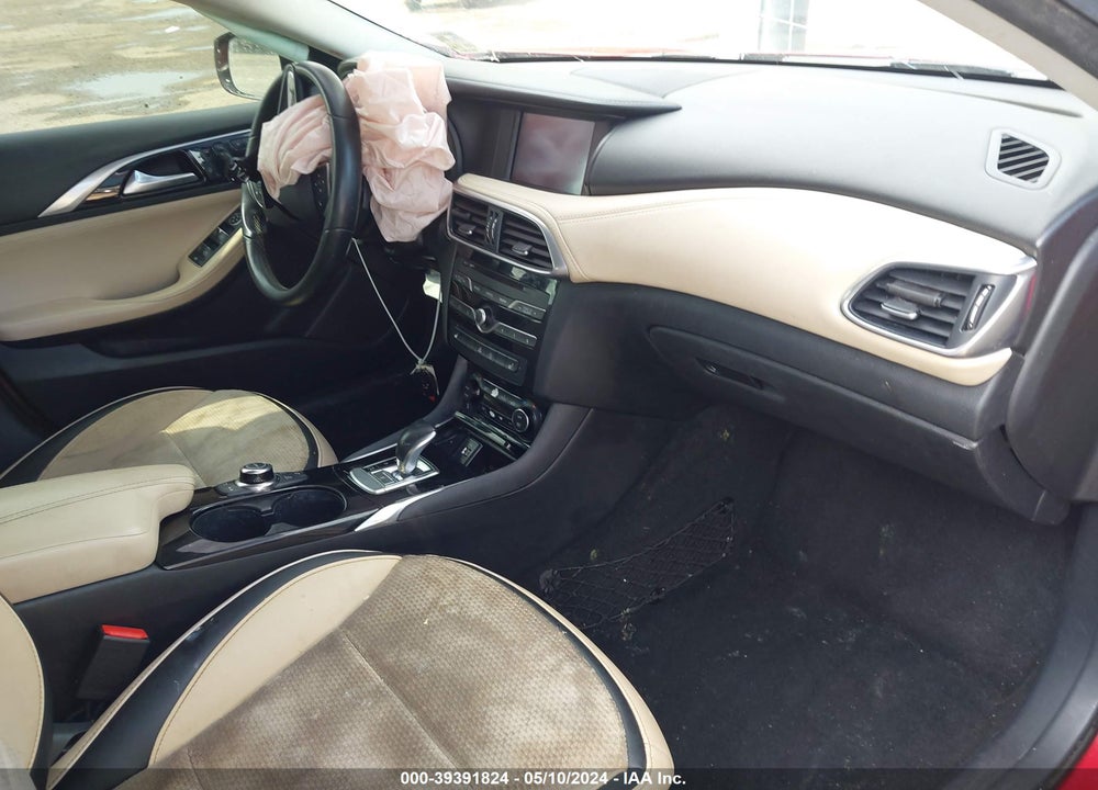 2019 INFINITI QX30 LUXE VIN: SJKCH5CP3KA009362
