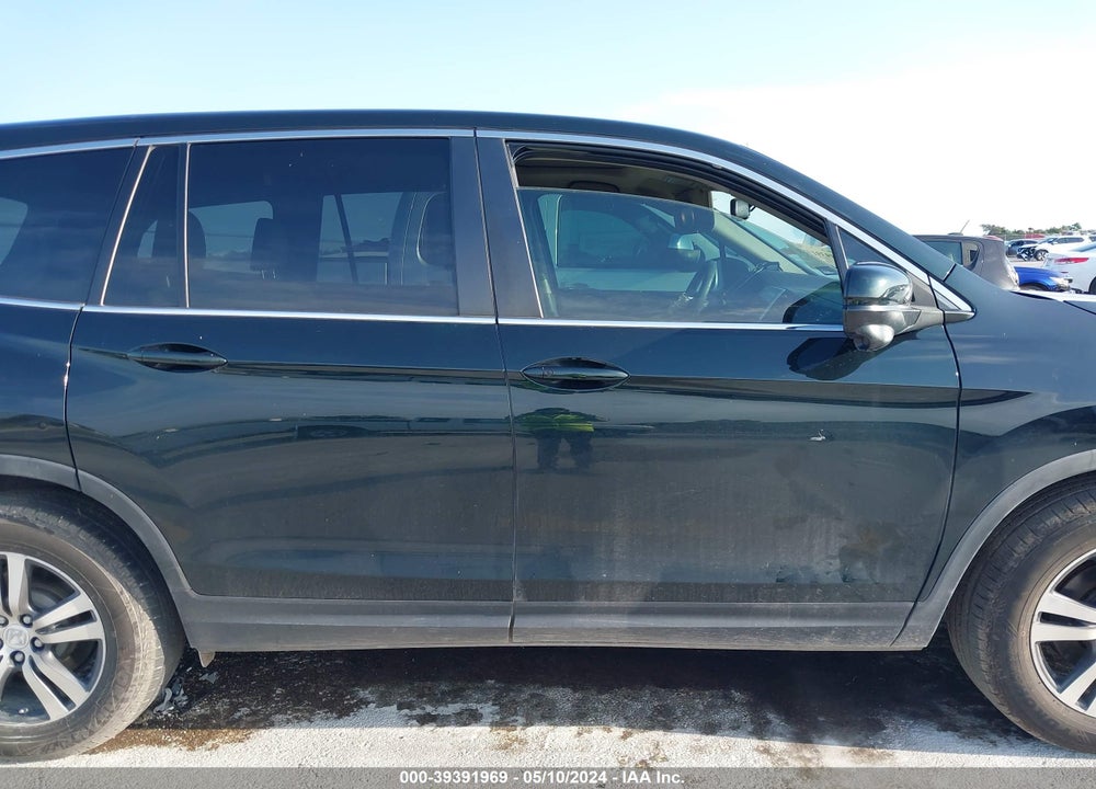 2018 HONDA PILOT EX-L VIN: 5FNYF5H50JB030262