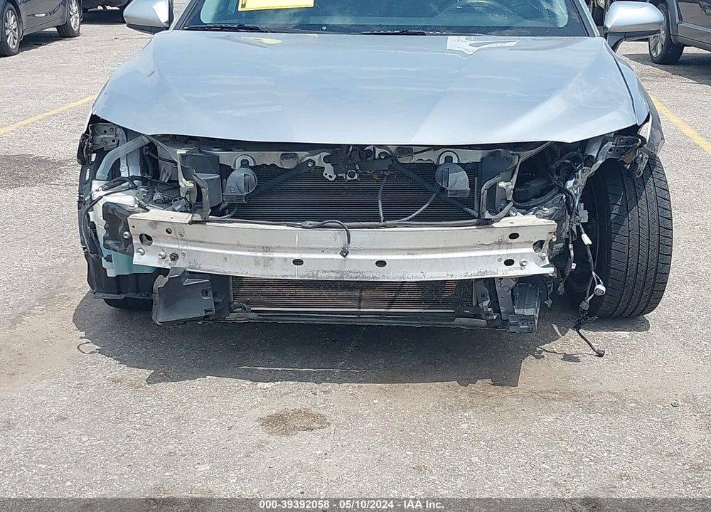 2019 TOYOTA CAMRY LE VIN: 4T1B11HK7KU775744
