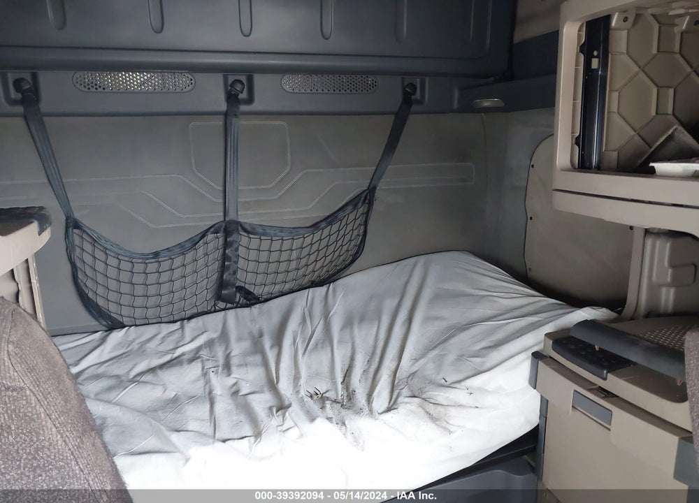 2016 FREIGHTLINER CASCADIA 125 VIN: 3AKJGLD50GSHP3289