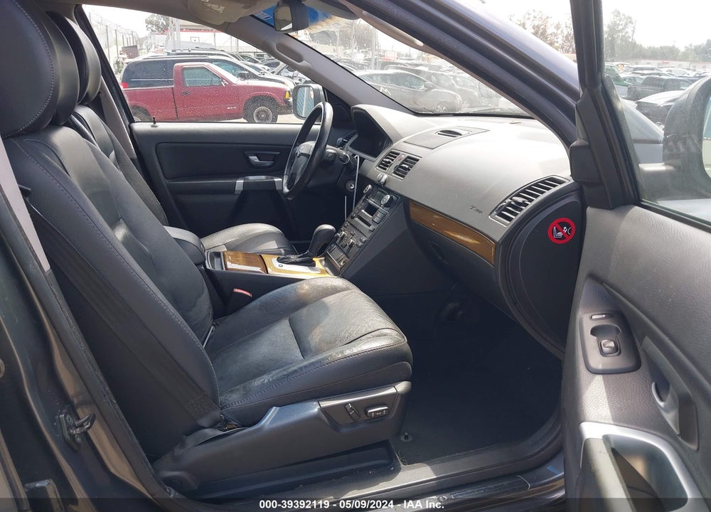 2008 VOLVO XC90 3.2 VIN: YV4CY982881482753