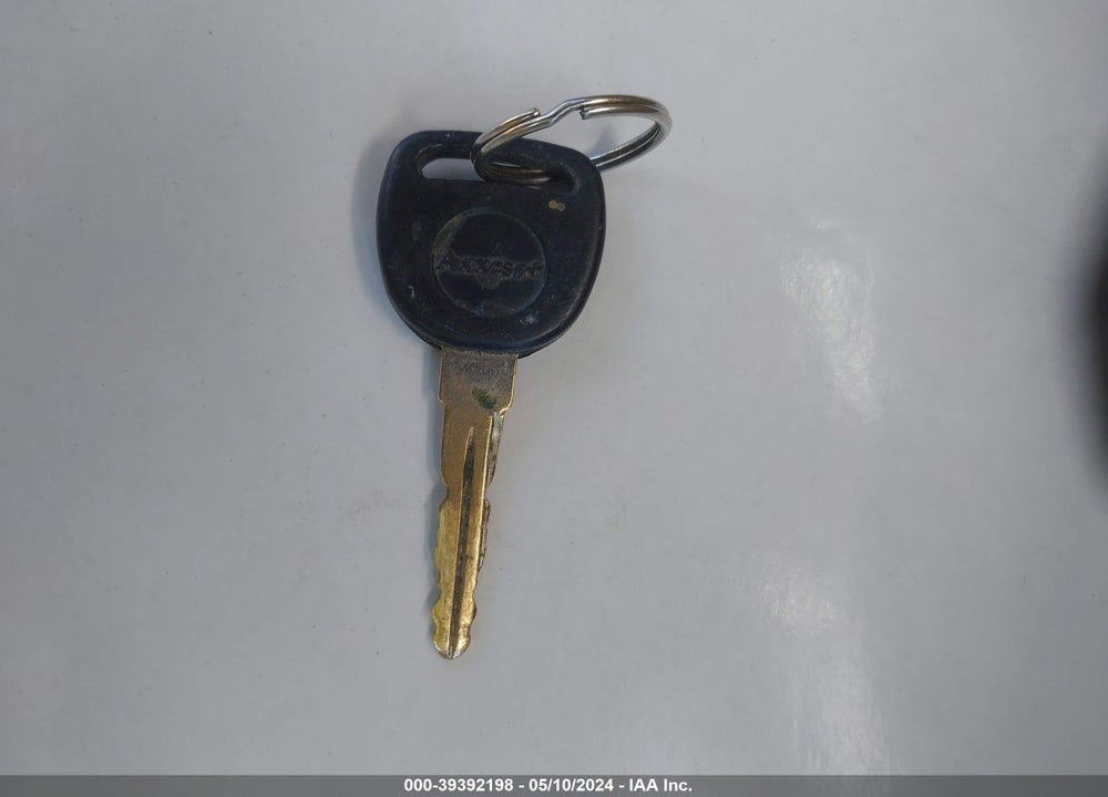 2002 SATURN L-SERIES L200 VIN: 1G8JU54F62Y520240