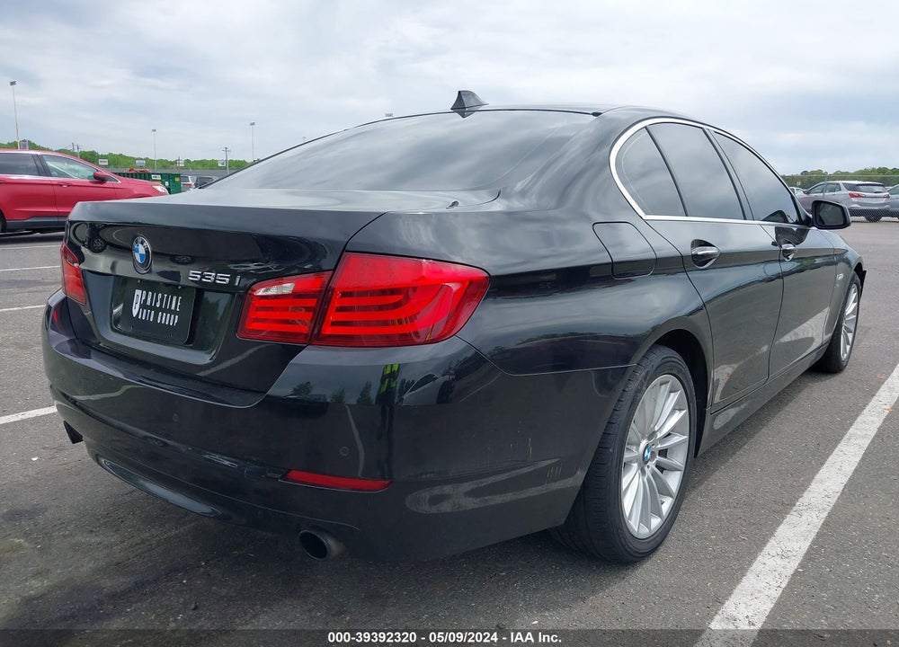 2011 BMW 535I XDRIVE VIN: WBAFU7C54BC876633