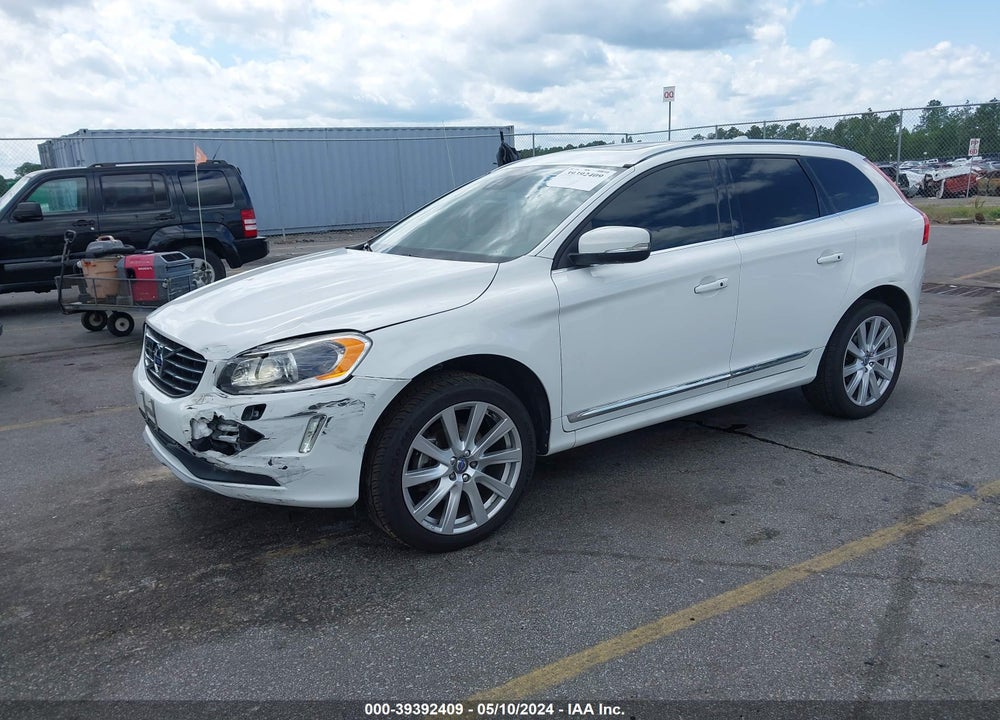 2017 VOLVO XC60 INSCRIPTION VIN: YV440MRU8H2089828