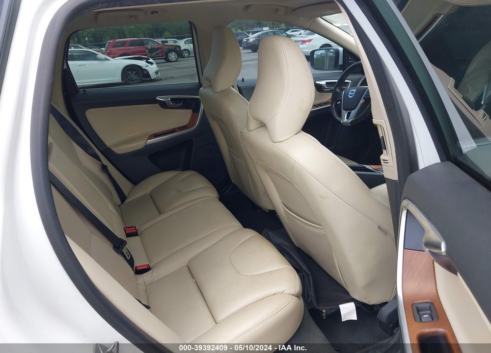 2017 VOLVO XC60 INSCRIPTION VIN: YV440MRU8H2089828