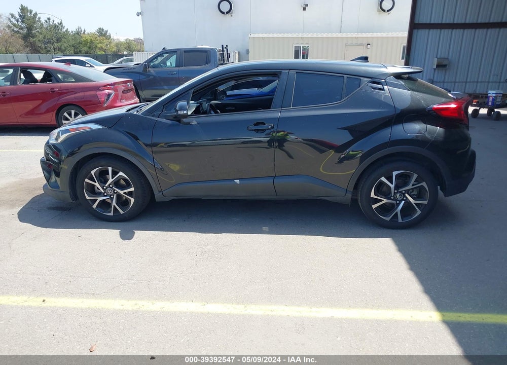 2018 TOYOTA C-HR XLE VIN: NMTKHMBX1JR055167