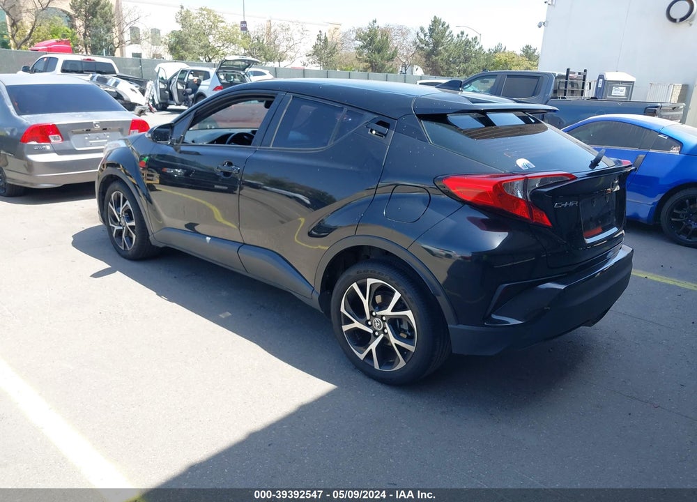 2018 TOYOTA C-HR XLE VIN: NMTKHMBX1JR055167