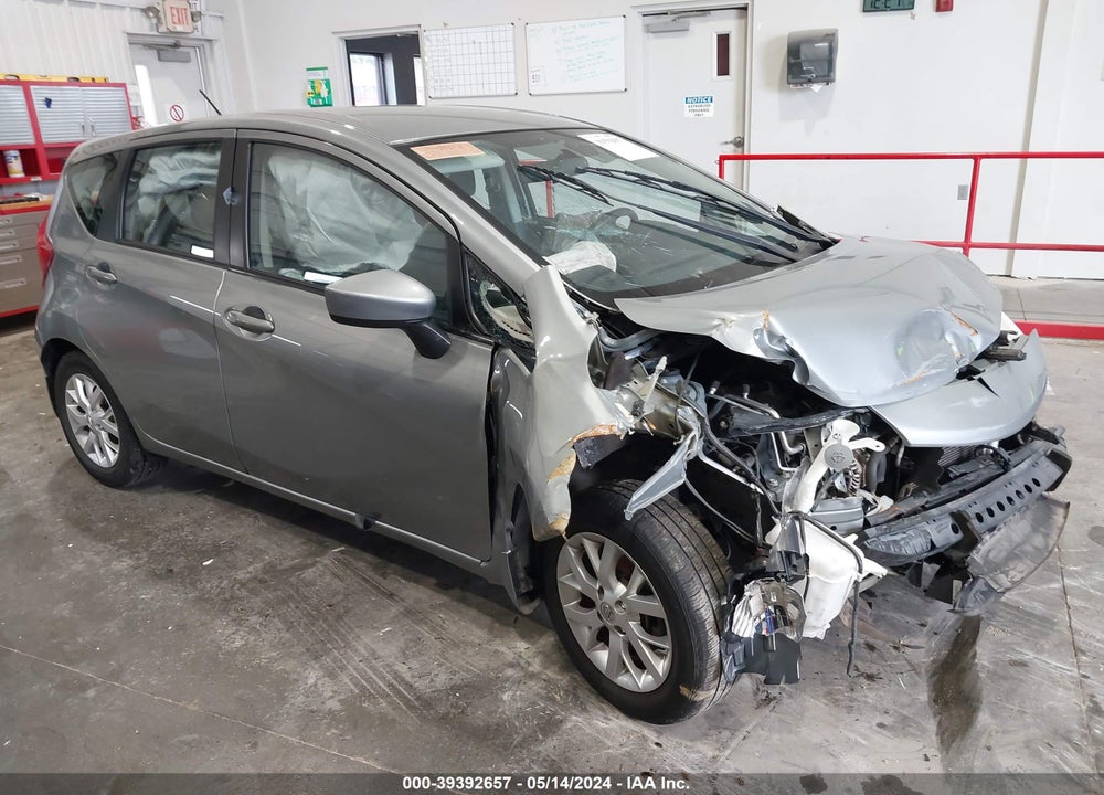 2015 NISSAN VERSA NOTE SV VIN: 3N1CE2CP1FL426426