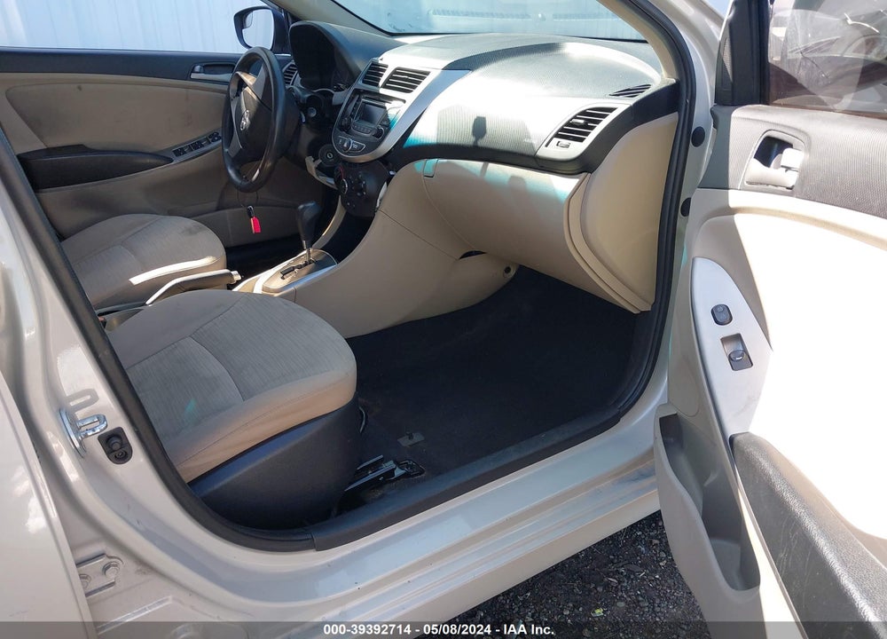 2015 HYUNDAI ACCENT VIN: KMHCT4AE7FU927502