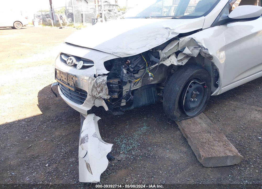 2015 HYUNDAI ACCENT VIN: KMHCT4AE7FU927502