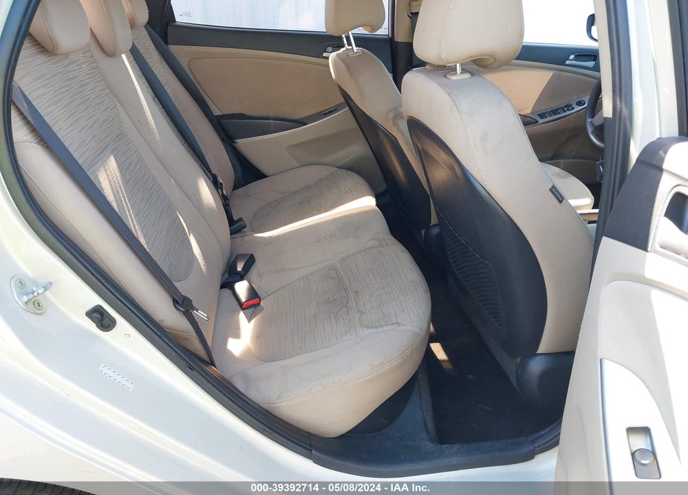 2015 HYUNDAI ACCENT VIN: KMHCT4AE7FU927502