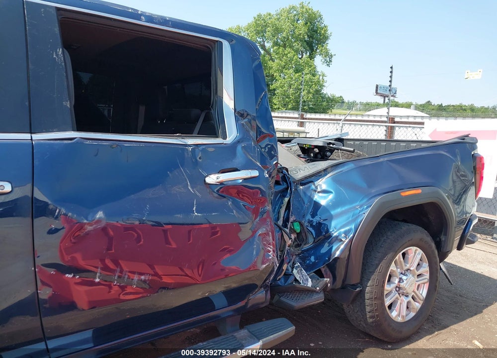 2022 GMC SIERRA 3500HD 4WD  LONG BED DENALI/4WD  STANDARD BED DENALI VIN: 1GT49WEY8NF347587