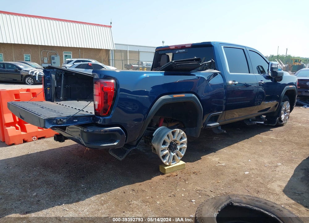 2022 GMC SIERRA 3500HD 4WD  LONG BED DENALI/4WD  STANDARD BED DENALI VIN: 1GT49WEY8NF347587