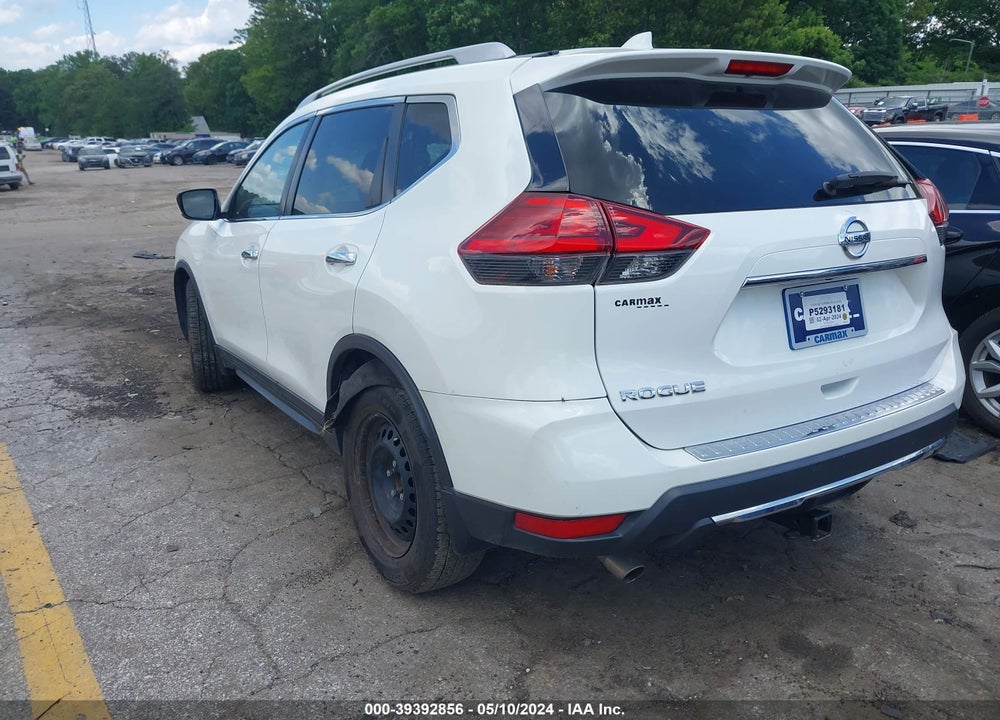 2017 NISSAN ROGUE S VIN: 5N1AT2MT2HC838077