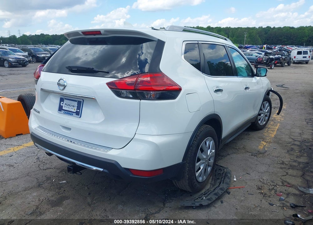2017 NISSAN ROGUE S VIN: 5N1AT2MT2HC838077