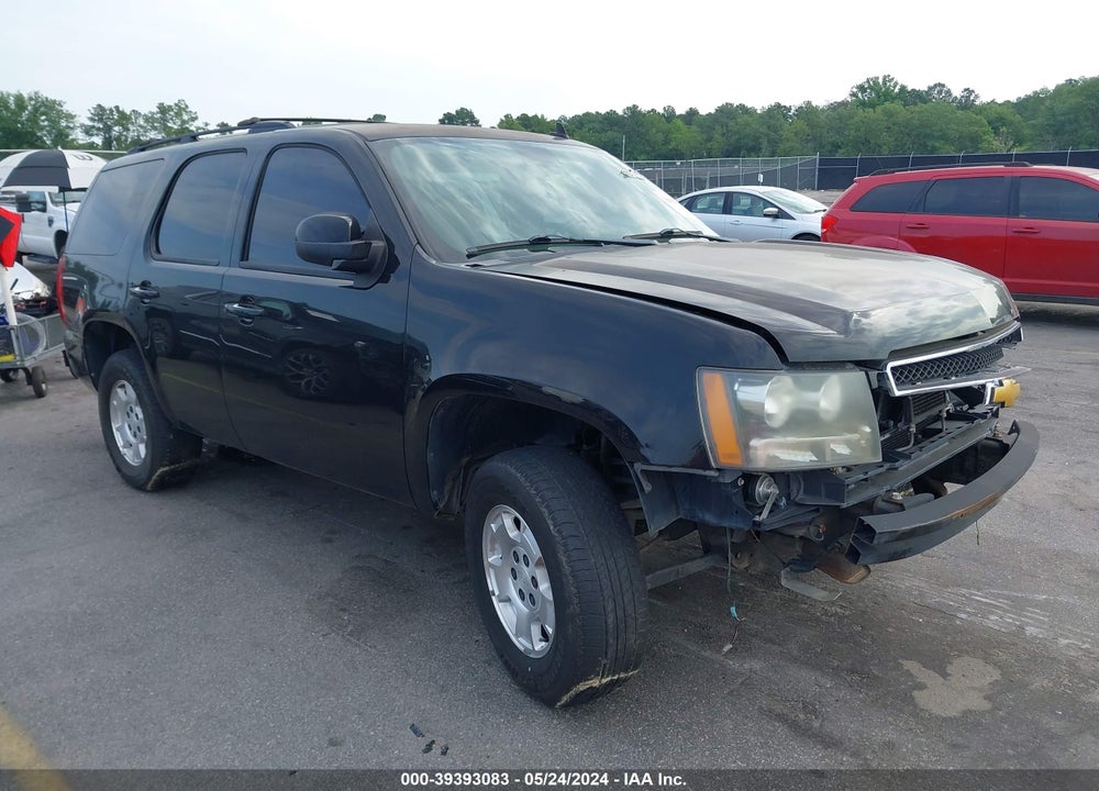 2011 CHEVROLET TAHOE LS VIN: 1GNSCAE02BR372878