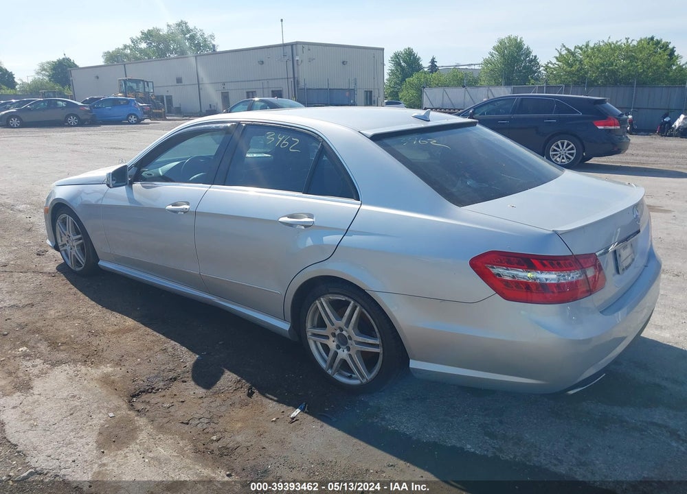 2010 MERCEDES-BENZ E 350 4MATIC VIN: WDDHF8HB0AA099829