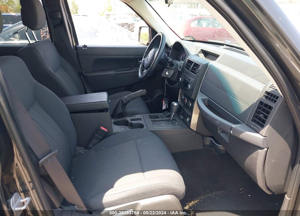 2011 JEEP LIBERTY SPORT VIN: 1J4PN2GK5BW586577