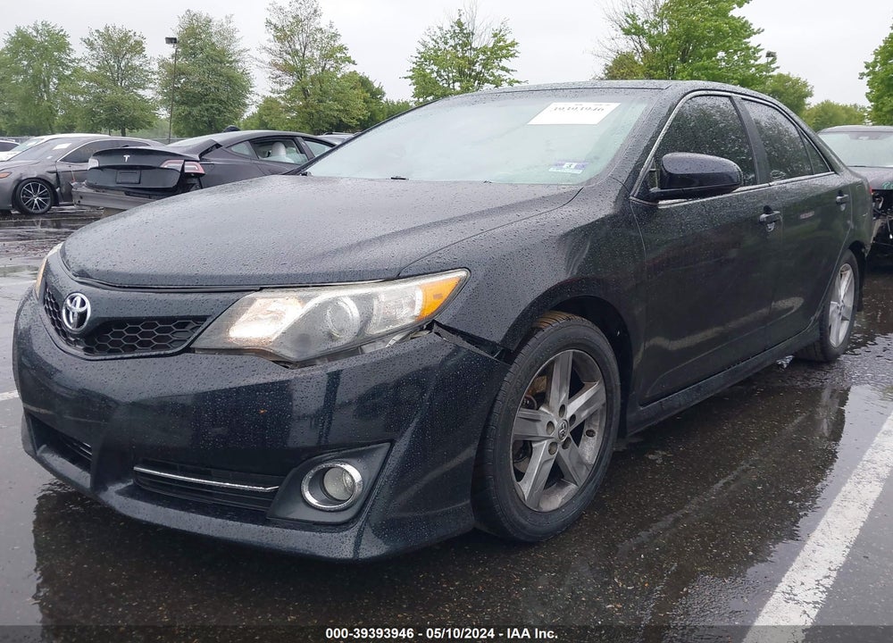 2014 TOYOTA CAMRY SE VIN: 4T1BF1FK6EU364828