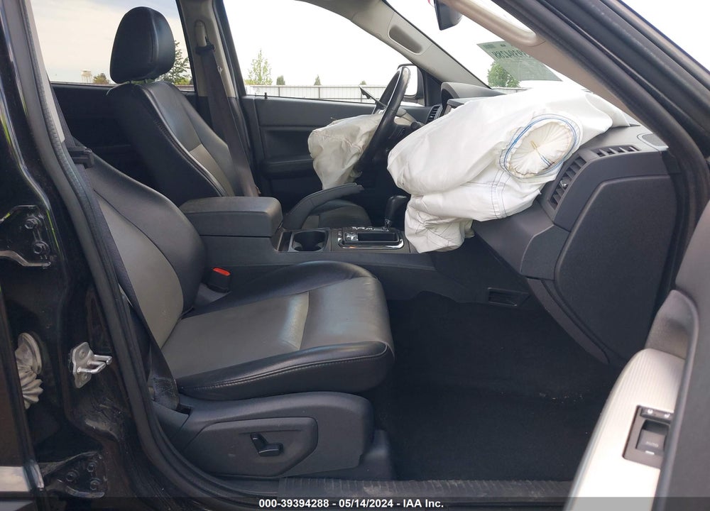 2008 JEEP GRAND CHEROKEE VIN: 1J8HR48MX8C200653