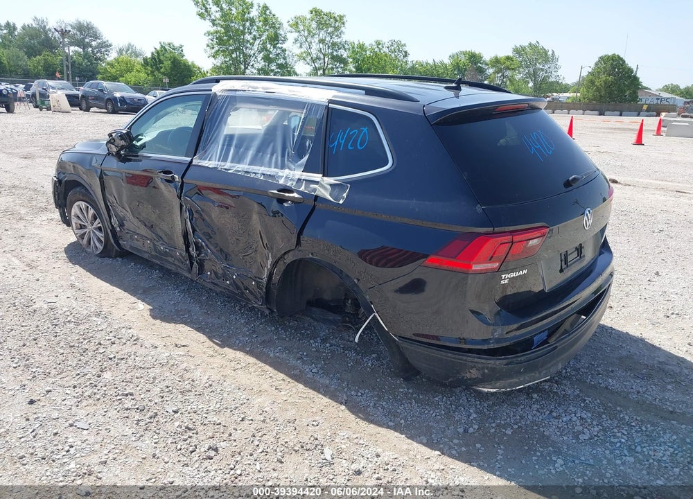 2019 VOLKSWAGEN TIGUAN VIN: 3VV2B7AX8KM018917