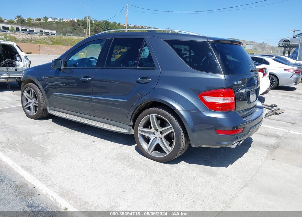2010 MERCEDES-BENZ ML 63 AMG 4MATIC VIN: 4JGBB7HB0AA566989