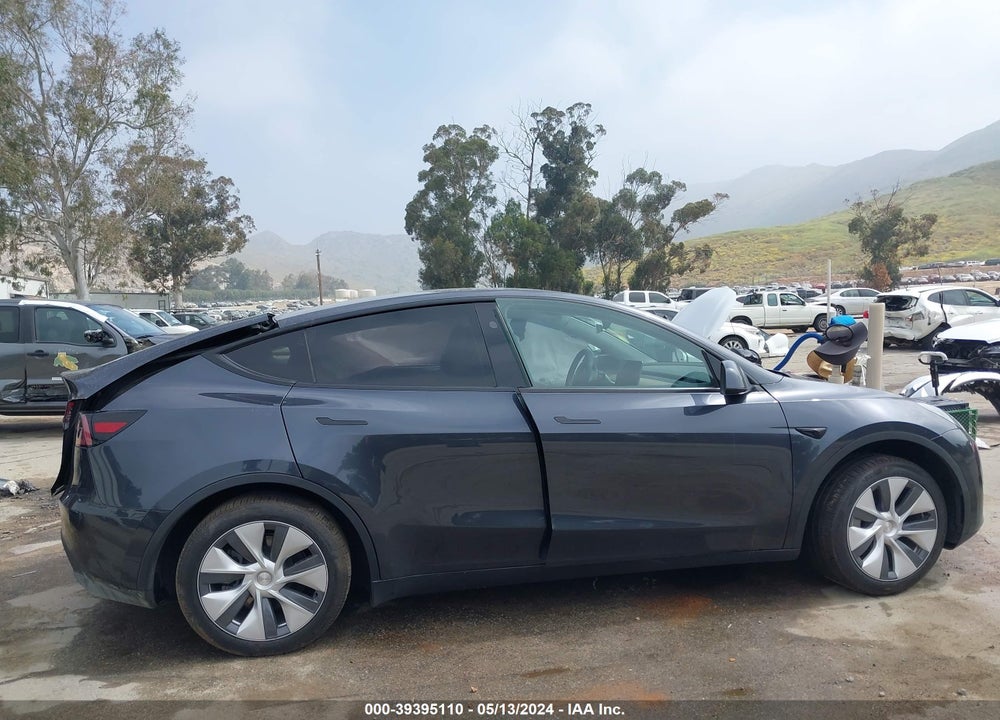 2024 TESLA MODEL Y LONG RANGE DUAL MOTOR ALL-WHEEL DRIVE VIN: 7SAYGDEE2RA248114
