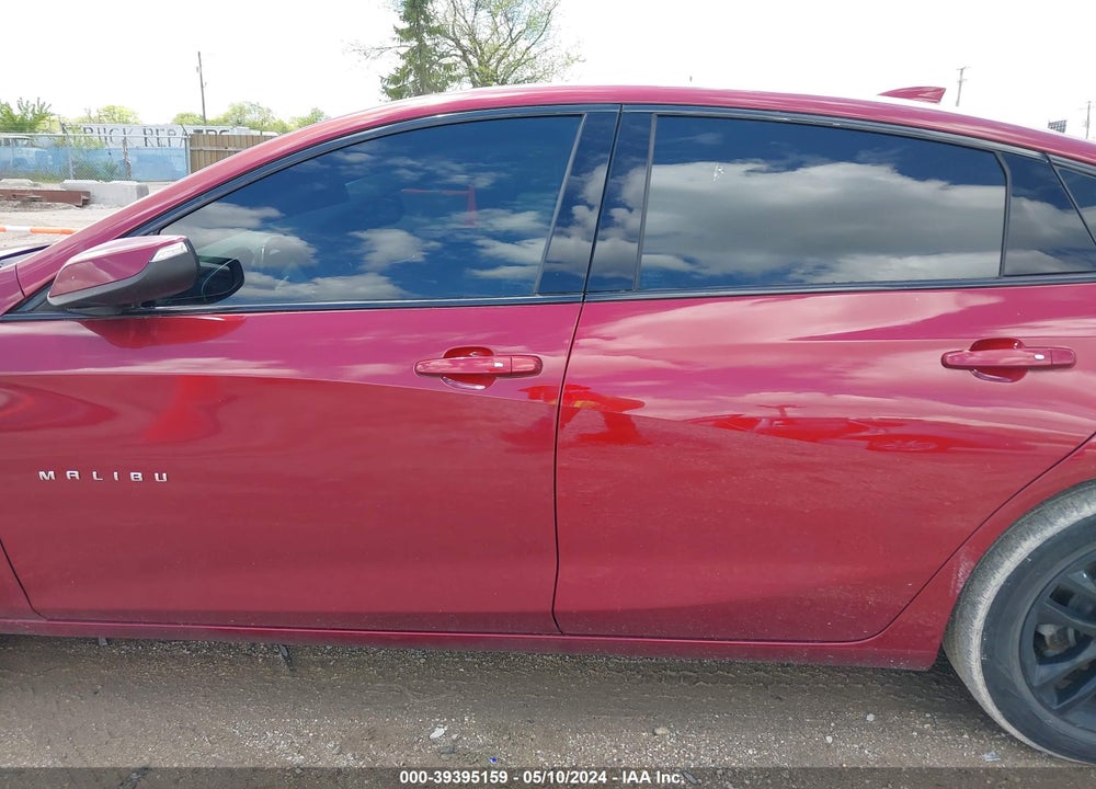 2018 CHEVROLET MALIBU LT VIN: 1G1ZD5ST3JF132998