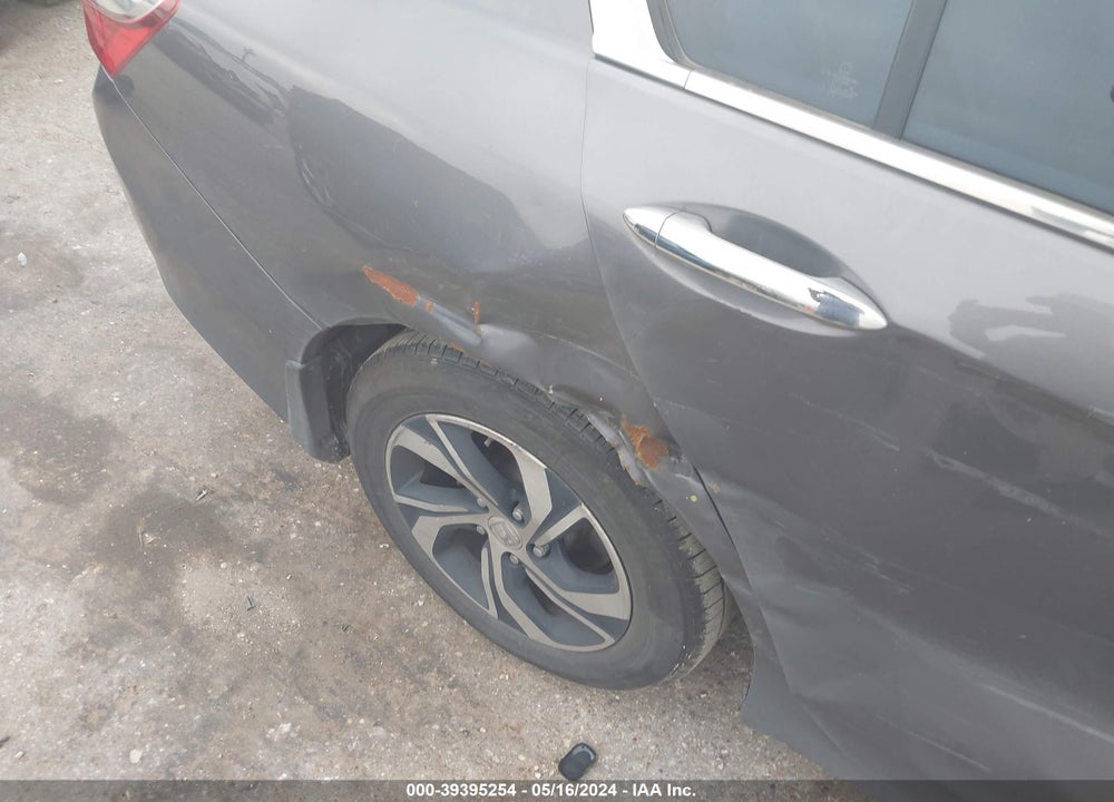 2017 HONDA ACCORD VIN: 1HGCR2F39HA020870