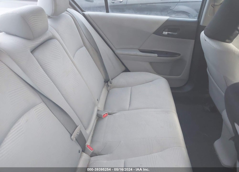 2017 HONDA ACCORD VIN: 1HGCR2F39HA020870