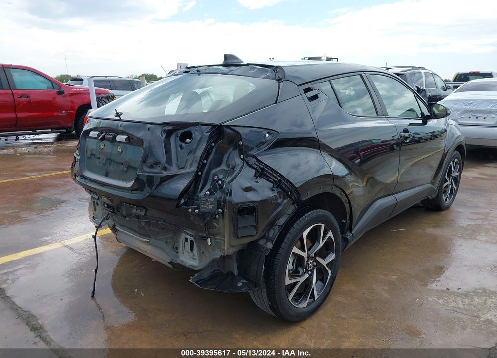 2021 TOYOTA C-HR XLE VIN: JTNKHMBX3M1098021