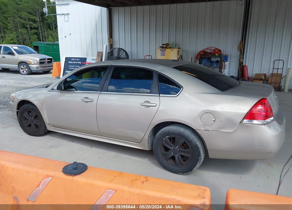 2010 CHEVROLET IMPALA LS VIN: 2G1WA5EK2A1209432