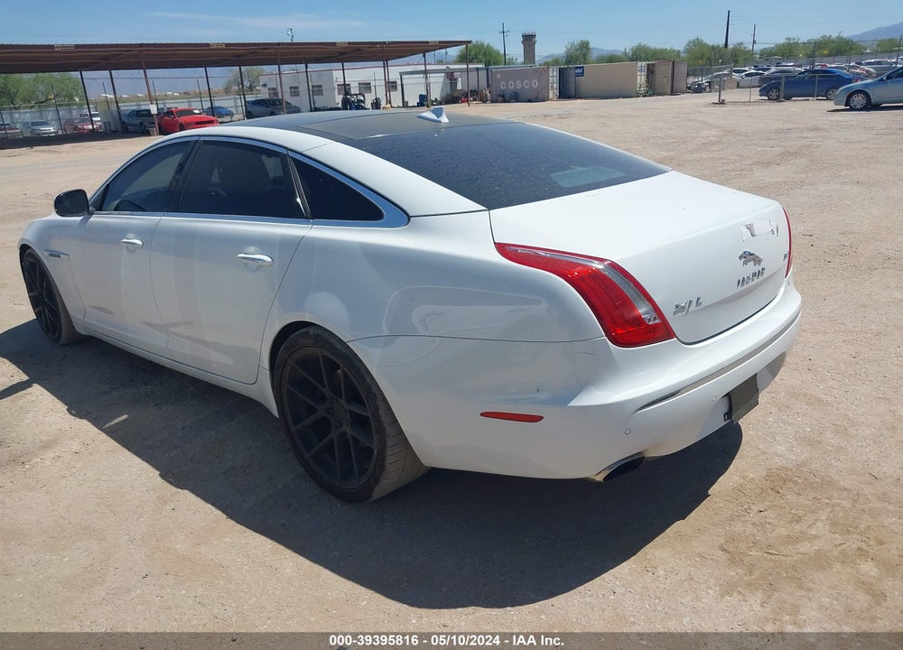 2013 JAGUAR XJ XJL PORTFOLIO VIN: SAJWA2G15DLV56733
