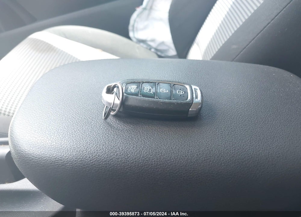 2019 HYUNDAI KONA SEL VIN: KM8K22AA8KU353678