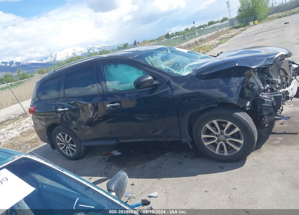 2015 NISSAN PATHFINDER SV VIN: 5N1AR2MM0FC710246