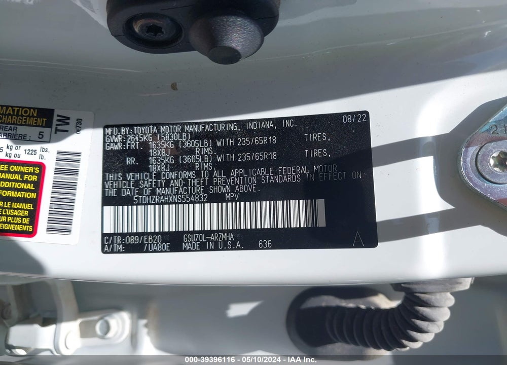 2022 TOYOTA HIGHLANDER XLE VIN: 5TDHZRAHXNS554832
