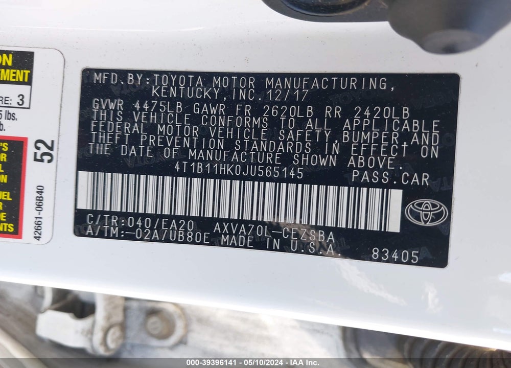 2018 TOYOTA CAMRY SE VIN: 4T1B11HK0JU565145