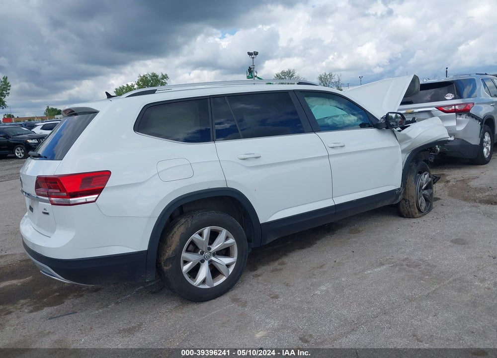 2018 VOLKSWAGEN ATLAS 3.6L V6 SE VIN: 1V2KR2CA1JC566584