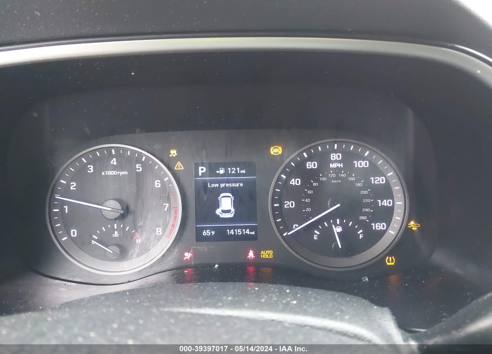 2019 HYUNDAI TUCSON VIN: KM8J23A46KU880064