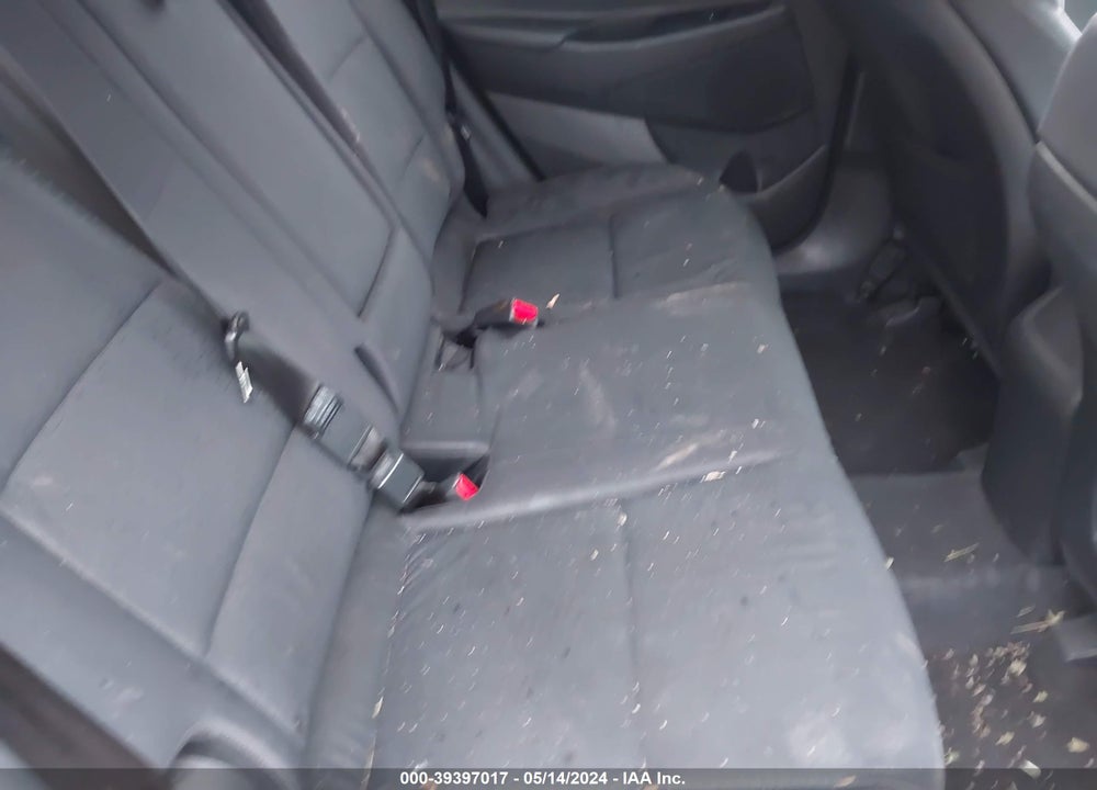 2019 HYUNDAI TUCSON VIN: KM8J23A46KU880064