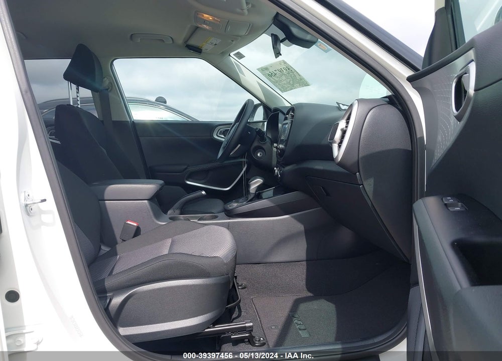 2023 KIA SOUL LX VIN: KNDJ23AU0P7871368